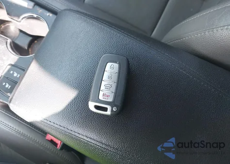 2011 Hyundai Sonata Limited z USA, uszkodzony, nr VIN 5NPEC4AC3BH147657